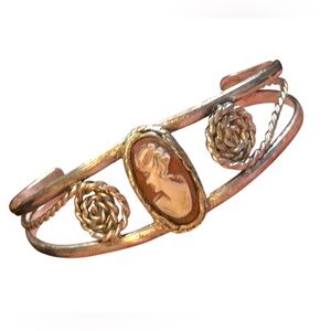 Lovely Handmade vintage cuff Cameo Bracelet Silver scroll work finish